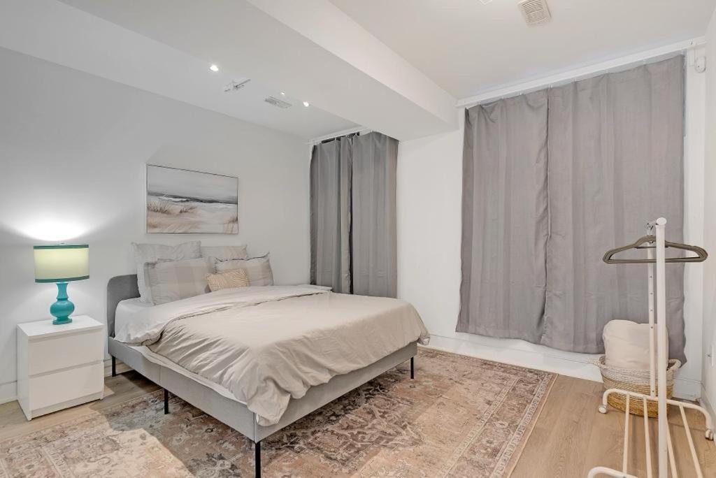 Suite In The Heart Of Downtown Toronto Luaran gambar