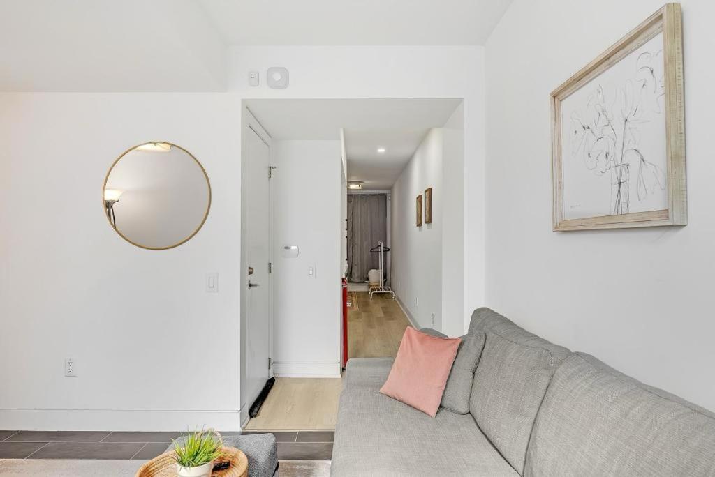 Suite In The Heart Of Downtown Toronto Luaran gambar